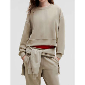 Lululemon Softstreme Perfectly Oversized Cropped Crew
Riverstone SZ 2